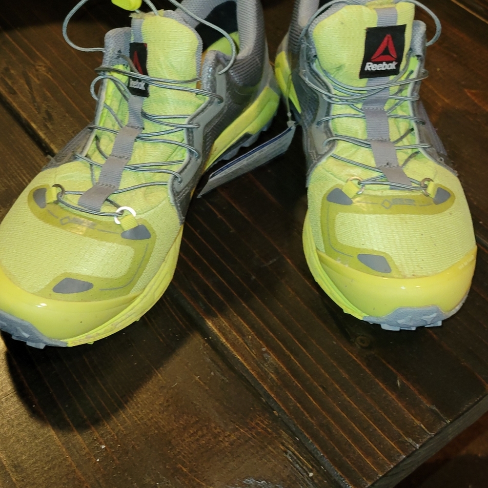 REEBOK